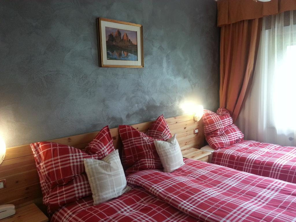 Hotel Al Sole Auronzo di Cadore Bilik gambar